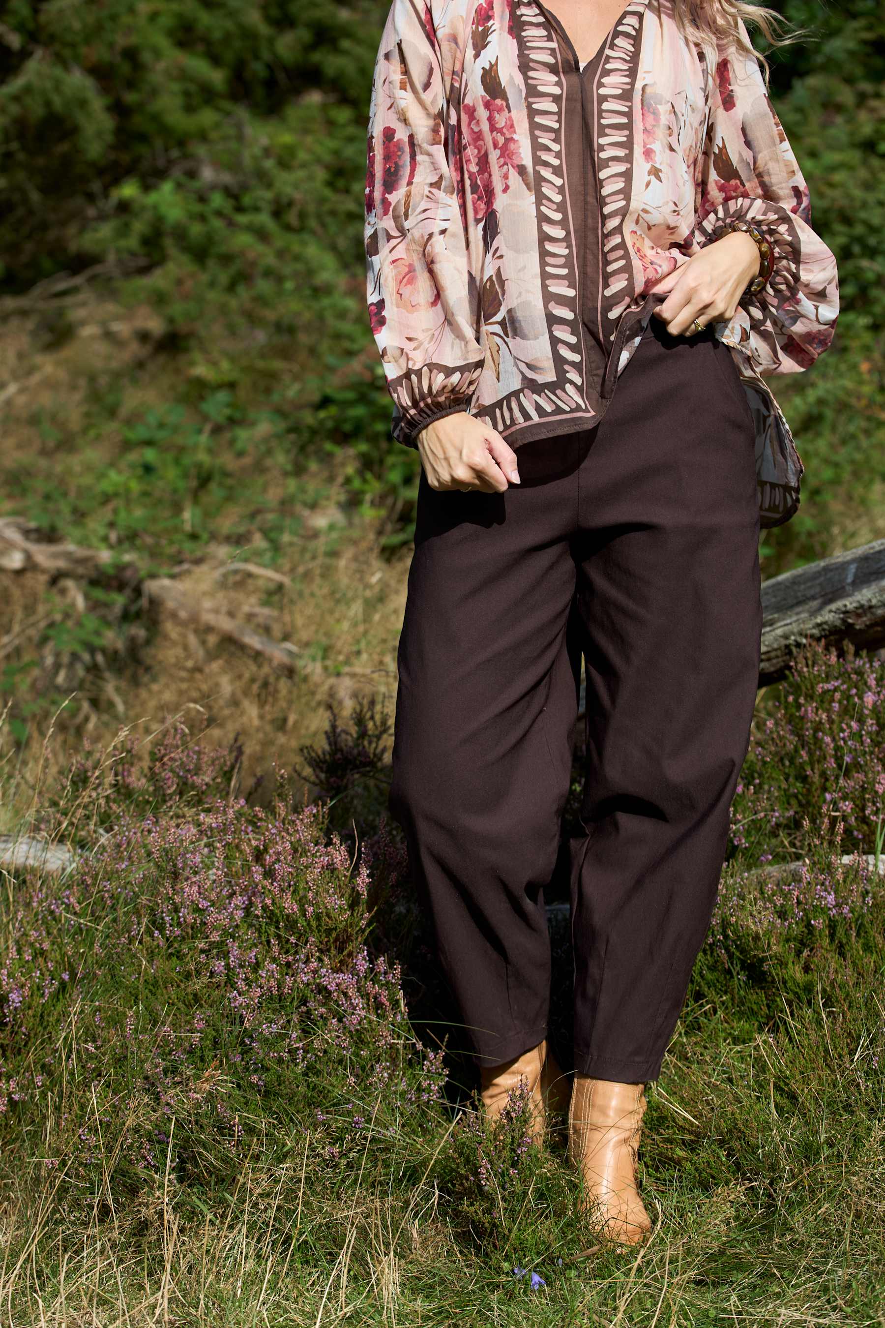 Black Colour BCBeverly Barrel Pant - Coffee