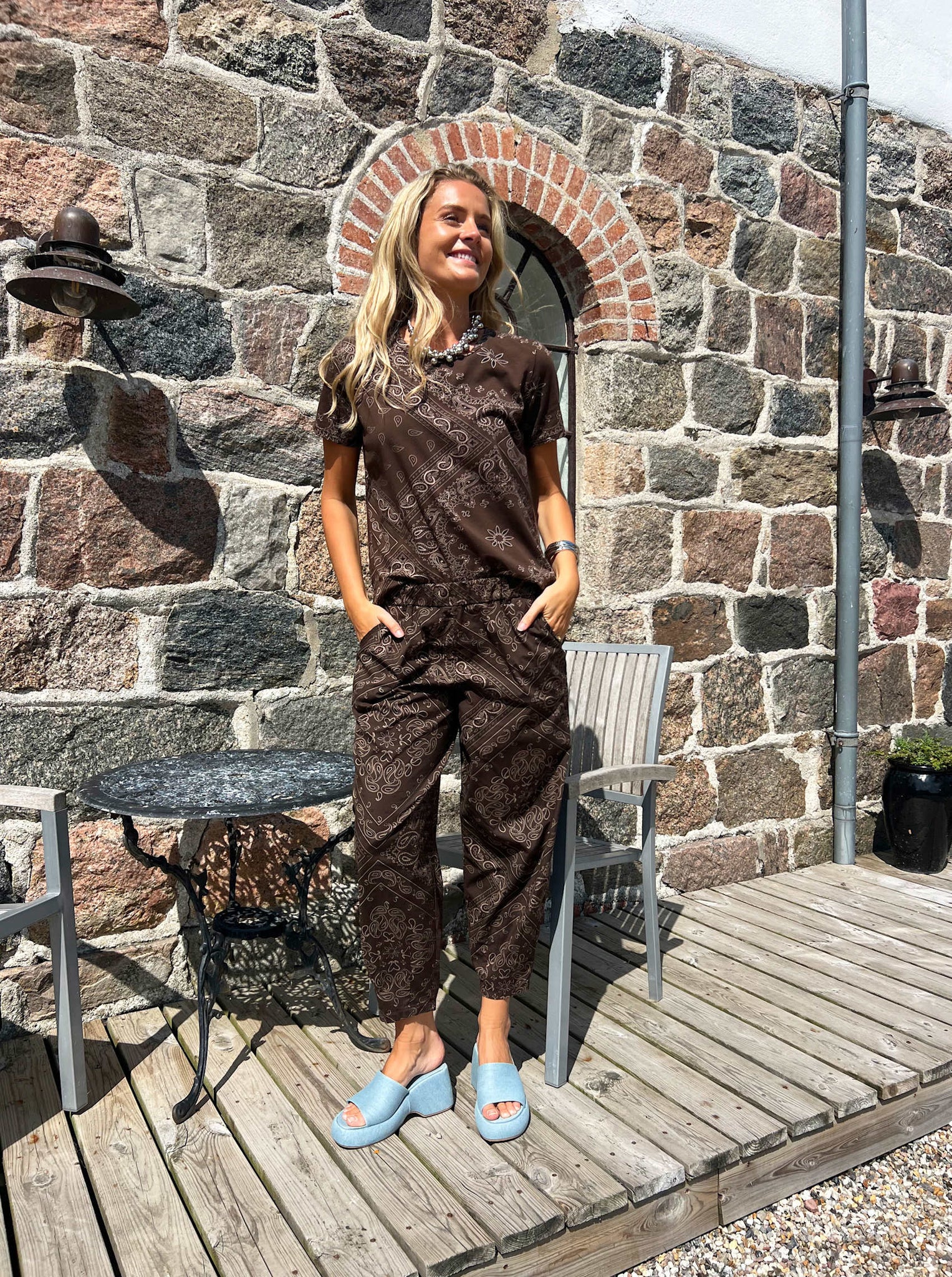 Black Colour BCAbbie Barrel Pant - Coffee Paisley
