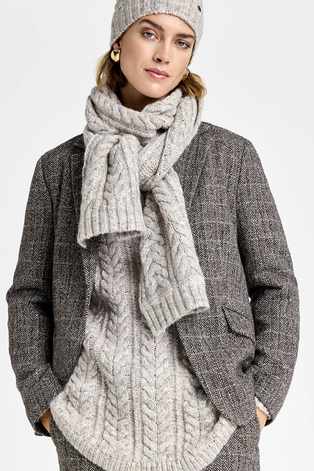 Gustav Define Knit Scarf - Paloma