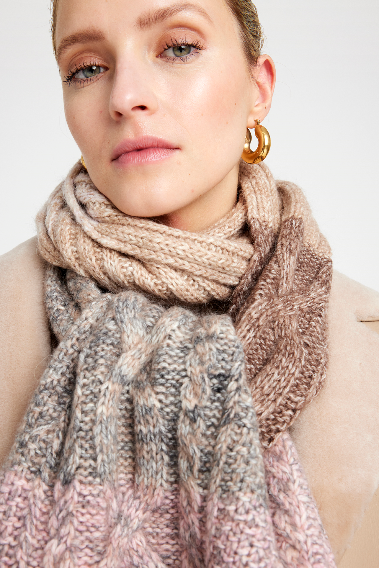 Gustav Defne Scarf - SandStone