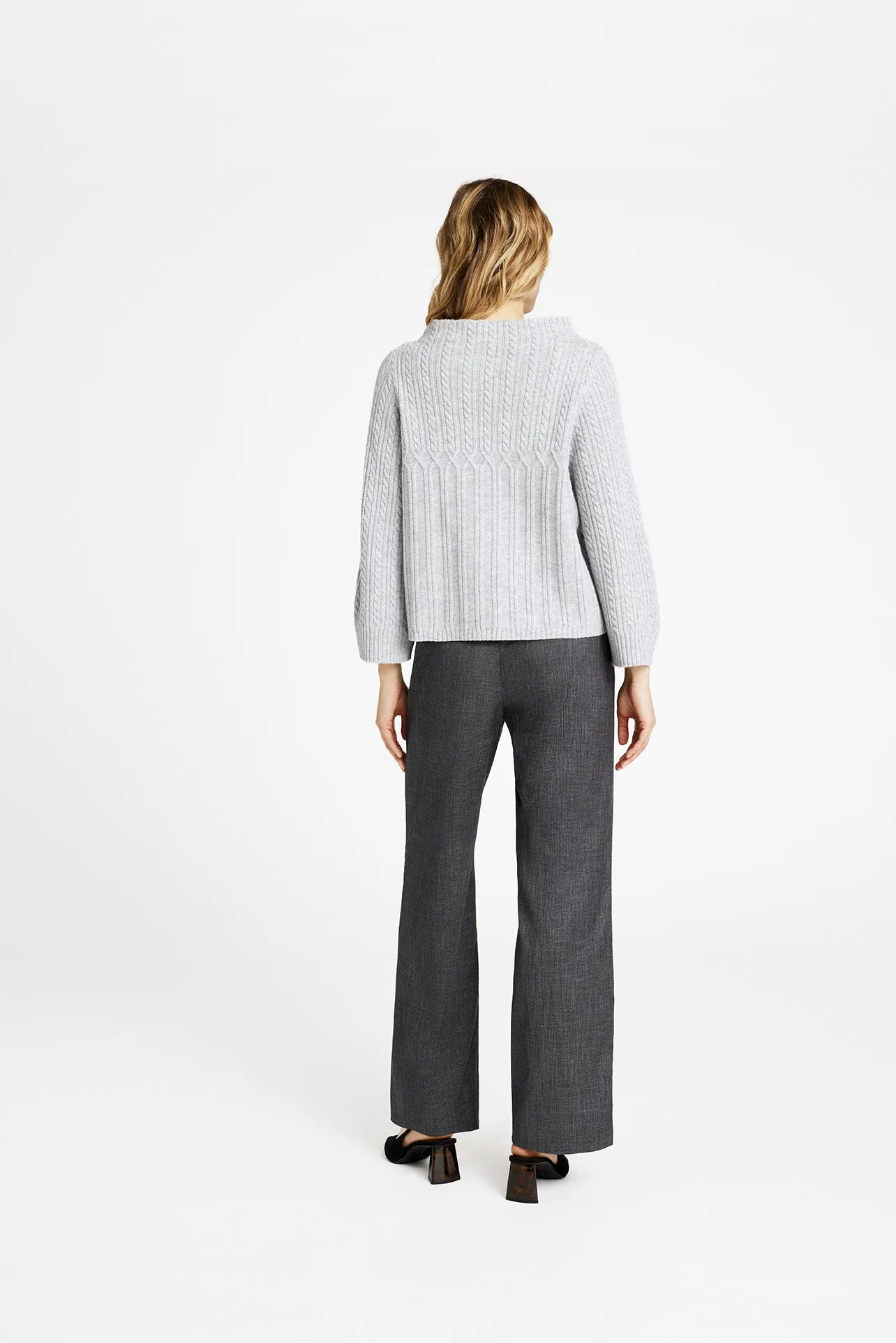 Gustav Helmi Knit - Paloma