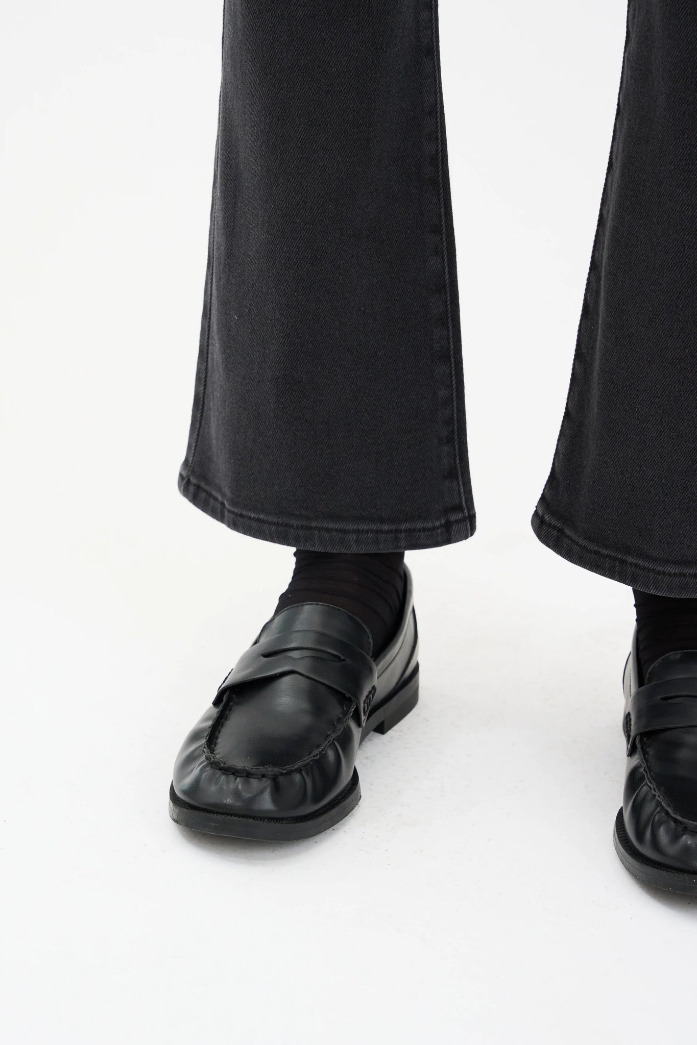 Ivy Copenhagen Johanne Kick Flare Jeans - Faded Black