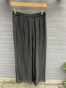 La Rouge Isabella Pants - Black