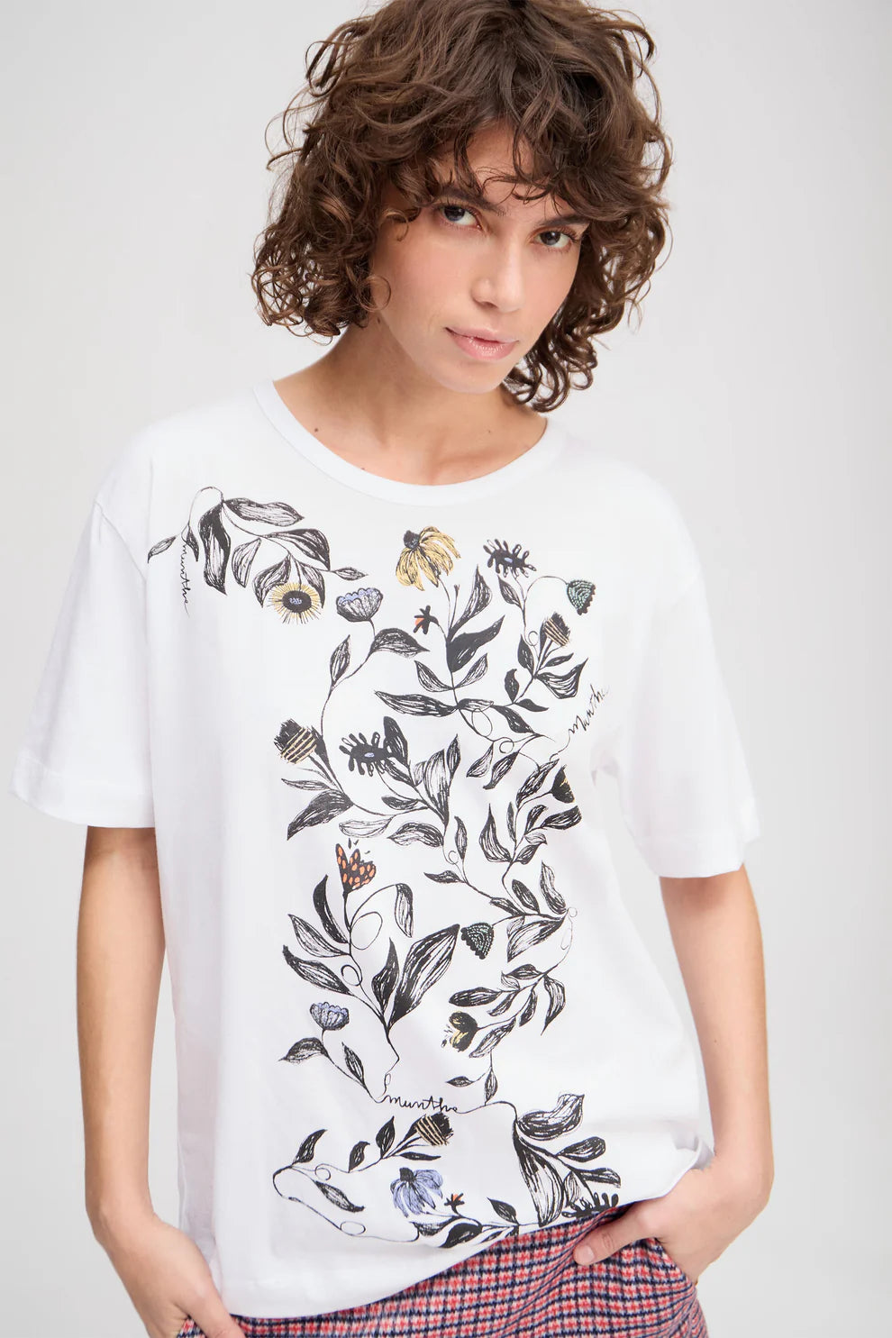 Munthe Lagga Tee - White