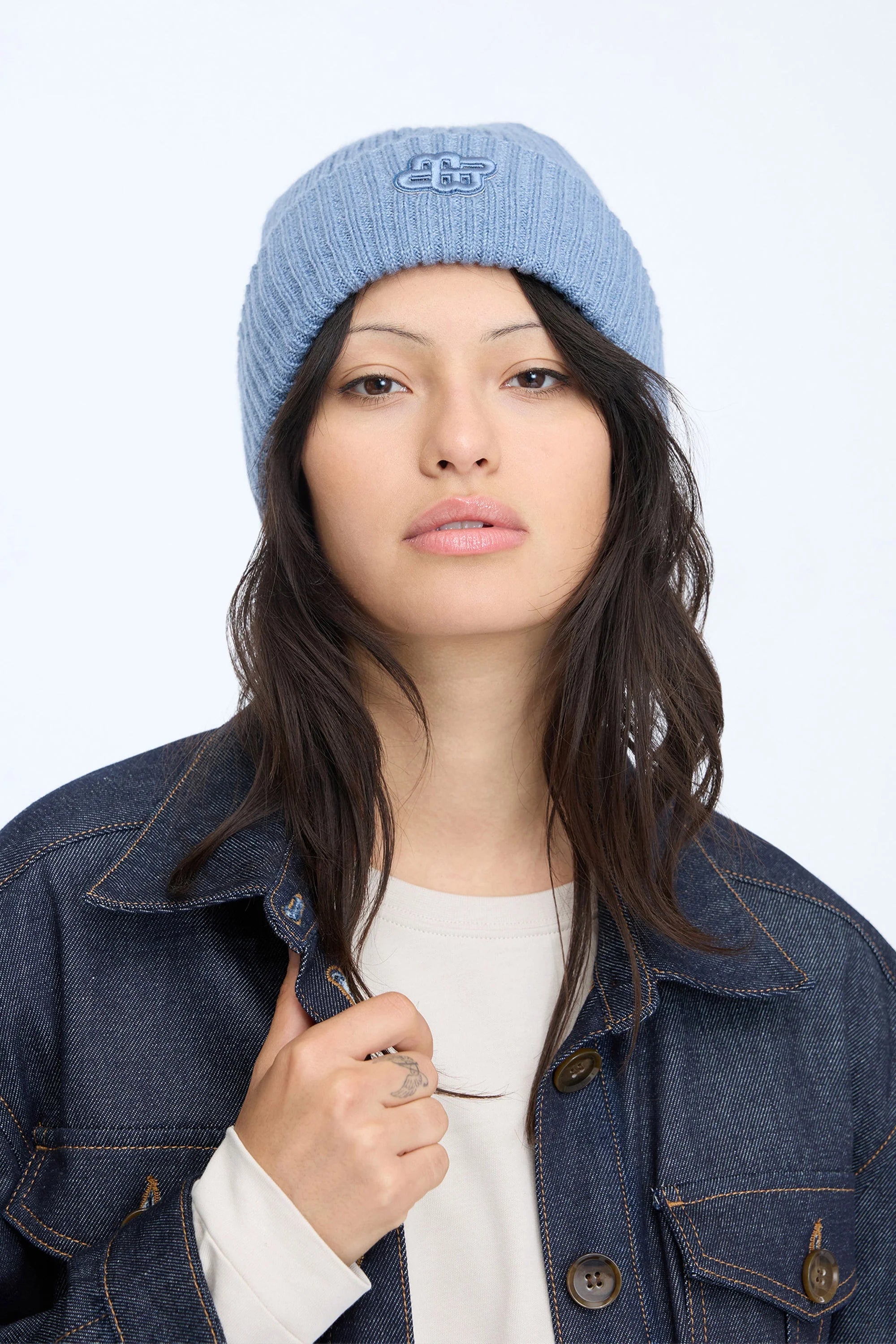 Munthe Likaner Hue - Blue