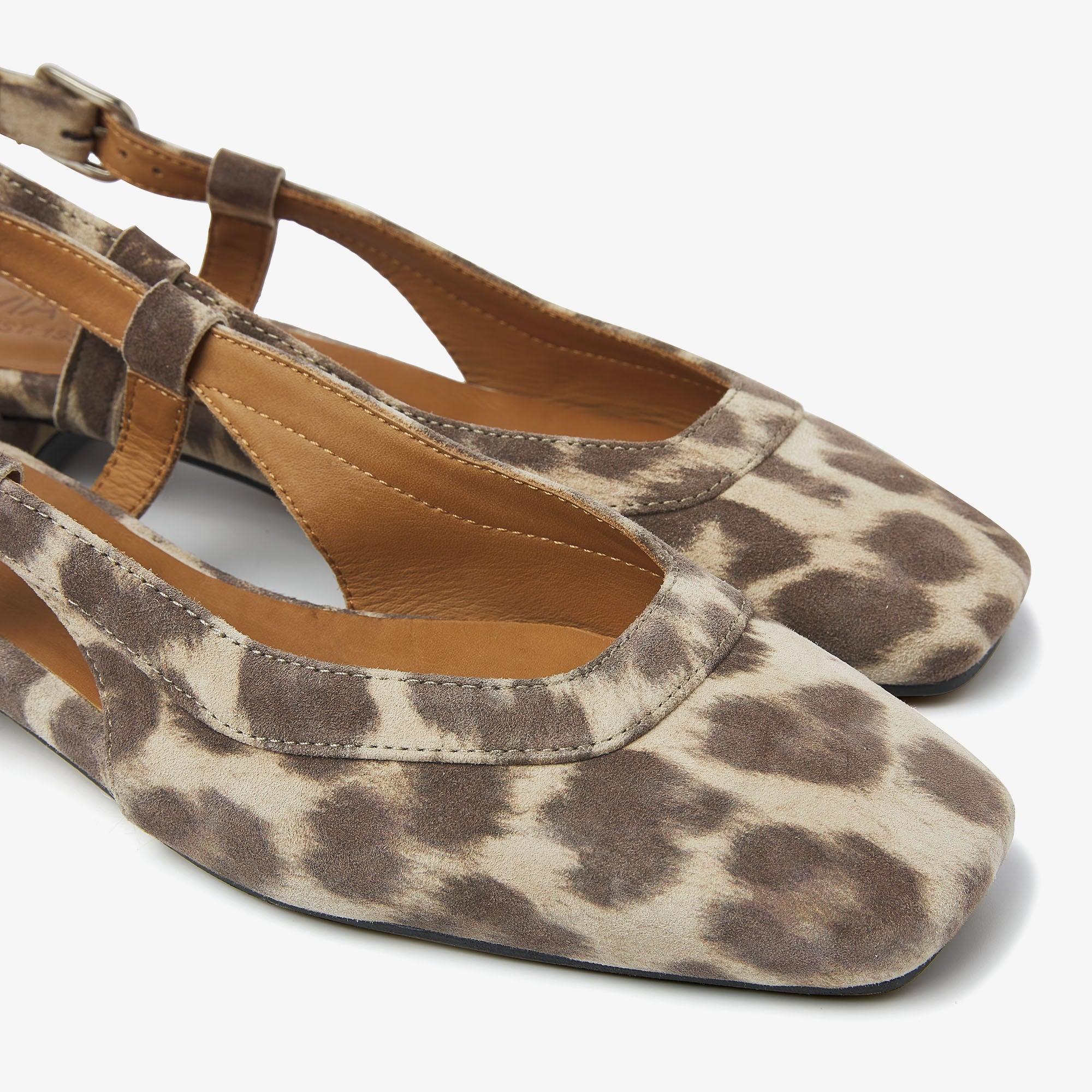 Via Vai Julie Xena Slingbacks - Leopard