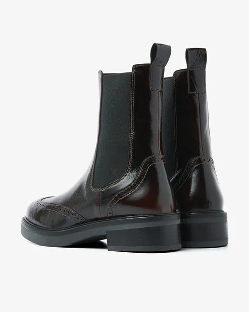 Via Vai Lucia Gina Chelsea Boots - Eris Mustang Brown