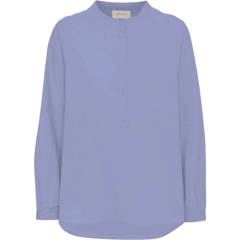 Frau Madrid Is Shirt - Baby Lavender